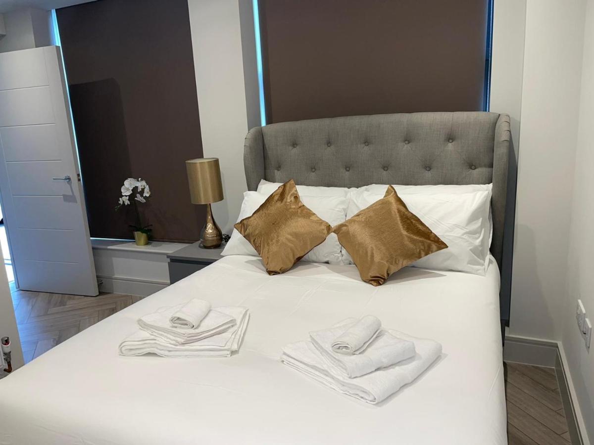 ריינס פארק Wimbledon Luxury 3Bedroom Apartment מראה חיצוני תמונה