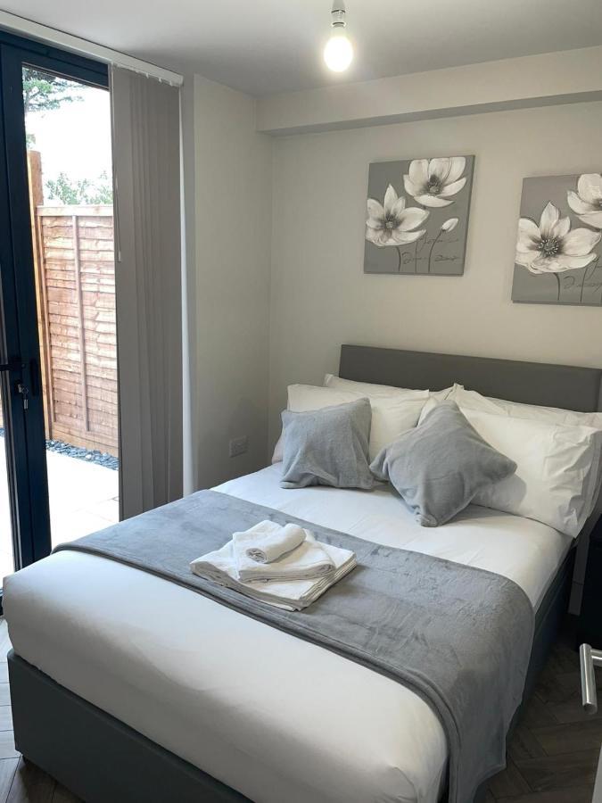 ריינס פארק Wimbledon Luxury 3Bedroom Apartment מראה חיצוני תמונה