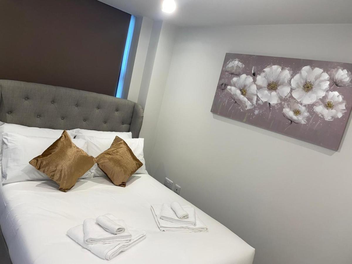 ריינס פארק Wimbledon Luxury 3Bedroom Apartment מראה חיצוני תמונה